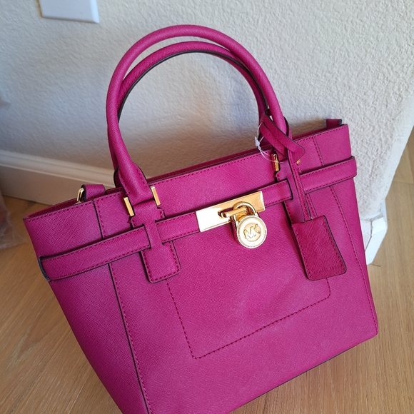 NWT MICHAEL KORS MK HAMILTON TRAVELER Medium Top Zip Tote Bag Fuschia - Picture 2 of 9